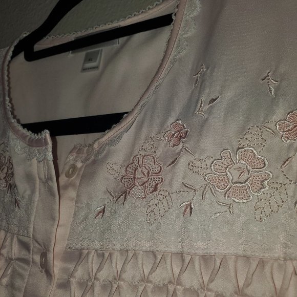 NEW - Never Been Worn - Miss Elaine housecoat - Super soft - Light Pink XL - Picture 3 of 7